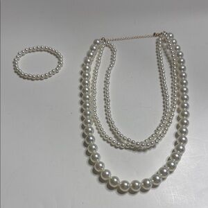 Classic Faux Pearl Necklace and Bracelet Set